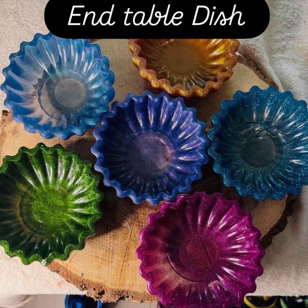 Colorful End Table Dish - Picture 2 of 7